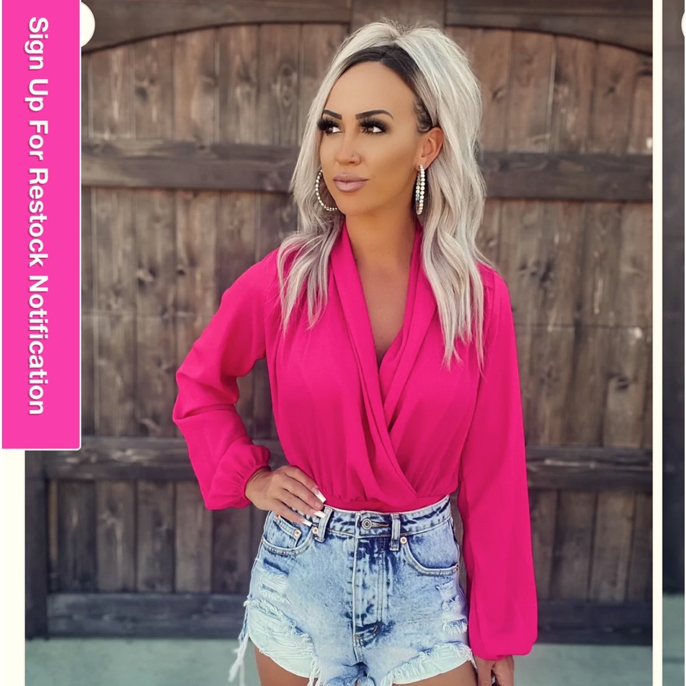 Boutique canvas brand, never worn, brand, new, fuchsia, Size small bodysuit